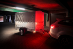 PKW-Anhänger 230x125 UNITRAILER GARDEN 230 KIPP mit Zusatzbordwänden und grauer Hochplane 80 cm