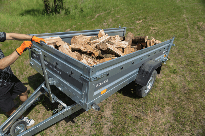 UNITRAILER Kurbelheber mit Halterungen für Anhänger (500–865 mm)